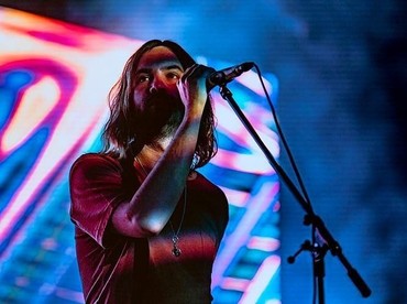 Refleksi 10 Tahun Album 'Currents' Tame Impala, Kevin Parker Pernah Krisis Eksistensi