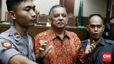 img-title KY Evaluasi Vonis Bebas Sofyan Basir