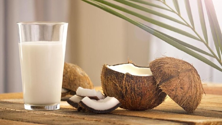 Tips Menyimpan Santan agar Tetap Awet dan Tak Mudah Basi Menyimpan santan sisa masak harus dengan benar ya, Bunda. Salah sedikit, bisa cepat basi.