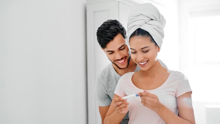 10 Cara Aman Mencegah Kehamilan Sebelum Bunda Berhubungan Seksual Mencegah kehamilan bisa dilakukan dengan 10 cara aman nih, Bunda. Mau tahu caranya? Langsung cek yuk!