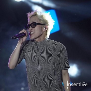 Sosok Zion T Pacar Baru Chaeyoung TWICE yang Baru Go Publik