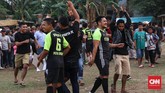 FOTO: Tenggelam dalam Pesona Tarkam Di negara bola seperti Indonesia, pesona tarkam tak pernah memudar meski sepakbola kini makin 'canggih' dengan berbagai dukungan teknologi.