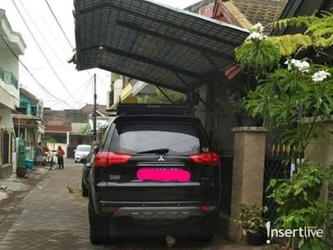 Setelah Heboh, Kanopi Rumah Clara Gopa Duo Semangka Akhirnya Dibongkar