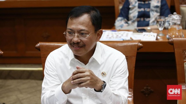 Terawan mengaku masih menjadi bagian dari keluarga besar IDI dan akan tetap menjalankan profesinya sebagai dokter.