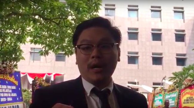 Kader PSI William Aditya menyebut suaranya soal minta kenaikan dana banpol di DKI Jakarta dipotong sehingga tak utuh.
