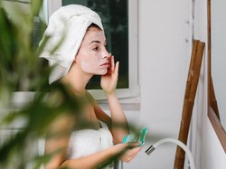 Manfaat Collagen Mask untuk Mengembalikan Kelembapan Kulit Setelah Mudik