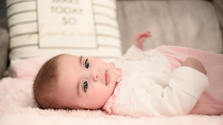 Bunda sedang mencari inspirasi nama yang pas untuk si kecil? Bagaimana dengan nama bayi bermakna sejuk? Makna ini bisa jadi salah satu pertimbangan nih, Bun.