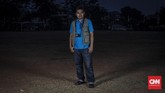 FOTO: Para Pengabdi Tarkam Turnamen tarkam punya banyak cerita. Mulai dari pemain, wasit, juragan tim, komentator, hingga orang pintar, semua ada di sana.
