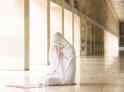 Manfaat Gerakan Sholat, Supaya Nggak Malas dan Tetap Sehat
