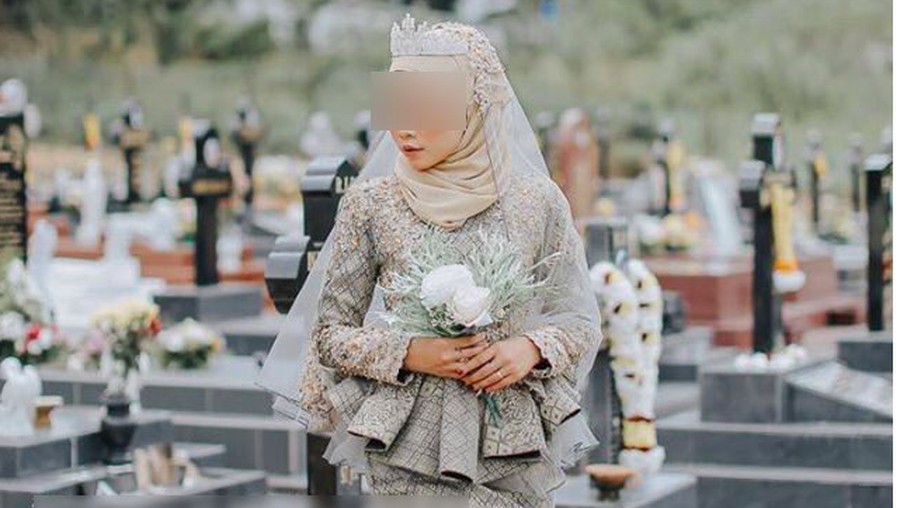 Foto Prewedding di Pemakaman Calon Pengantin Ini Tuai Hujatan