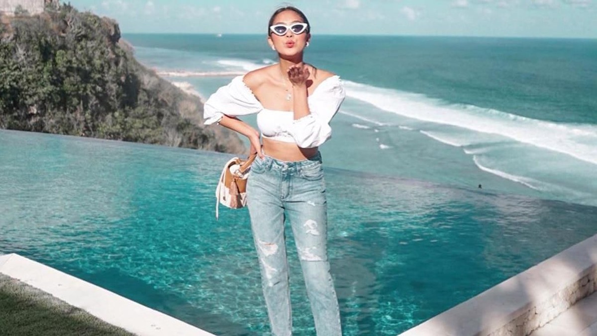 Delapan influencer Indonesia berikut ini dikenal memiliki tubuh sempurna atau body goals&period; Ada siapa saja&quest;