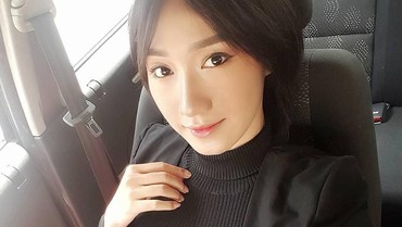 img-title Urusan Aksi Ranjang, Lola Zieta: Saya Sangat Suka Perempuan