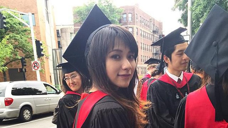 Dari lulusan Universitas Harvard sampai pernah bekerja di kantor staf presiden, begini fakta menarik lainnya Risa Santoso.