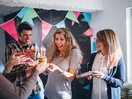 Besties! 7 Inspirasi Ucapan Selamat Ulang Tahun untuk Sahabat