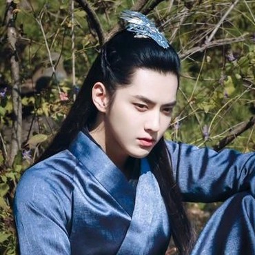 Begini Penampakan Kris Wu Jadi Pangeran yang Dikutuk