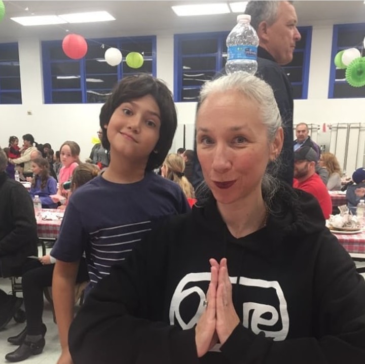 <p>Alexandra juga dekat lho dengan anak kecil. (Foto: Instagram/ @grantalexandra)</p>