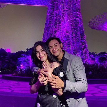 Tunangan, Seserahan Hito Caesar ke Felicya Angelista Capai Rp500 M?