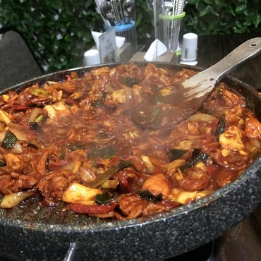 Berburu Makanan Manado dan Korea di Jakarta