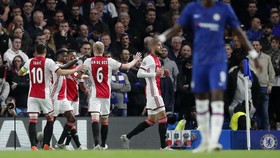 Ajax Unggul 3-1 atas Chelsea di Babak Pertama