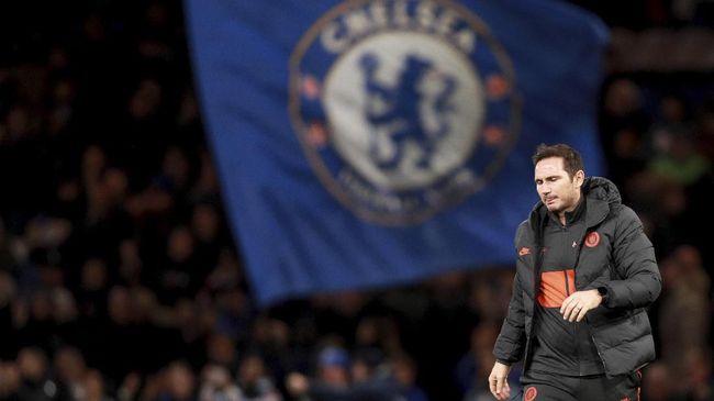 Daftar Pemain Incaran Chelsea Setelah Bebas dari Hukuman FIFA Chelsea langsung dikaitkan dengan beberapa pemain setelah dipastikan boleh membeli pemain pada bursa transfer pertengahan musim.