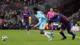 Barcelona vs Slavia Praha Imbang di Babak Pertama