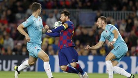 Hasil Liga Champions: Barcelona Diimbangi Slavia Praha