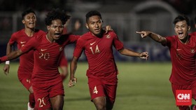 FOTO: Timnas Indonesia U-19 Taklukkan Timor Leste
