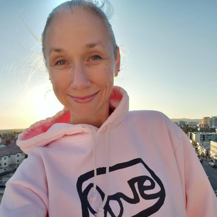<p>Penampilan sporty ala Alexandra Grant. Tetap kece ya, Bun? (Foto: Instagram/ @grantalexandra)</p>
