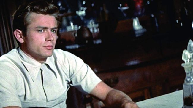 Mendiang James Dean Akan 'Hidup' Lagi di Film Baru Mendiang aktor ikonis James Dean bakal 'membintangi' sebuah film baru, 64 tahun setelah kematiannya, dalam film Finding Jack melalui teknologi CGI.