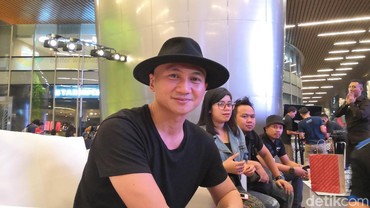 img-title Pamer Wajah Tua Pakai Filter, Anji Disebut Mirip Kakek Sugiono