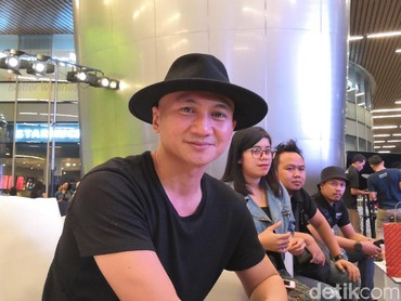 Pamer Wajah Tua Pakai Filter, Anji Disebut Mirip Kakek Sugiono