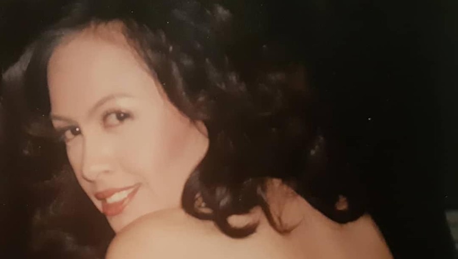 Unggahan foto wajah Cynthia Lamusu ketika muda yang dinilai mirip dengan Sophia Latjuba.