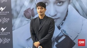 Pemenuhan Janji Sung Hoon 'Menggila' Bersama Fan di Jakarta