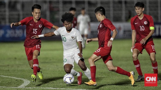 Timnas Indonesia U-19 menang telak 4-0 atas Hong Kong di pertandingan kedua Grup K Kualifikasi Piala Asia U-19 2020 di Stadion Madya, Jakarta, Jumat (8/11).