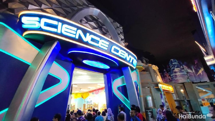Bunda, yuk ajak anak jatuh cinta dengan sains bareng Trans Studio Mall Cibubur.