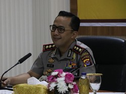 New Normal, Polres Tangerang Cek Penerapan Protokol Kesehatan di Angkot-Bus