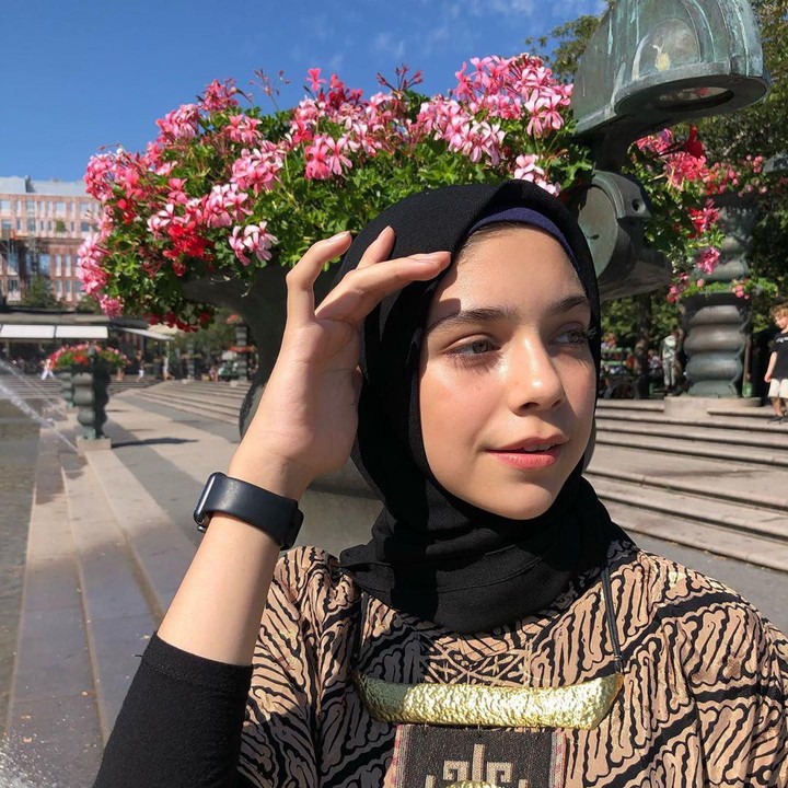 <p>Dalam akun Instagram miliknya, Isabel kerap menampilkan gaya hijab modis nan sederhana. (Foto: Instagram @isabel.azhari)</p>