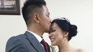 6 Momen Bahagia Pernikahan Delon dan Aida Chandra Delon akhirnya resmi menikahi pacar kaya rayanya, Aida Noplie Chandra pada Jumat (8/11). Begini momen bahagia mereka.