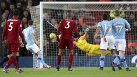 Eks Wasit: Man City Tak Pantas dapat Penalti Lawan Liverpool