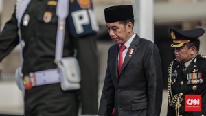 Presiden Jokowi Pimpin Upacara Renungan Suci di TMP Kalibata