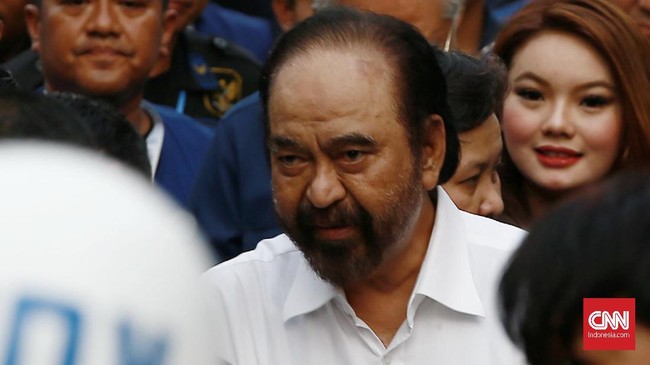 Ketum NasDem Surya Paloh prihatin dengan gejolak di internal Partai Demokrat.