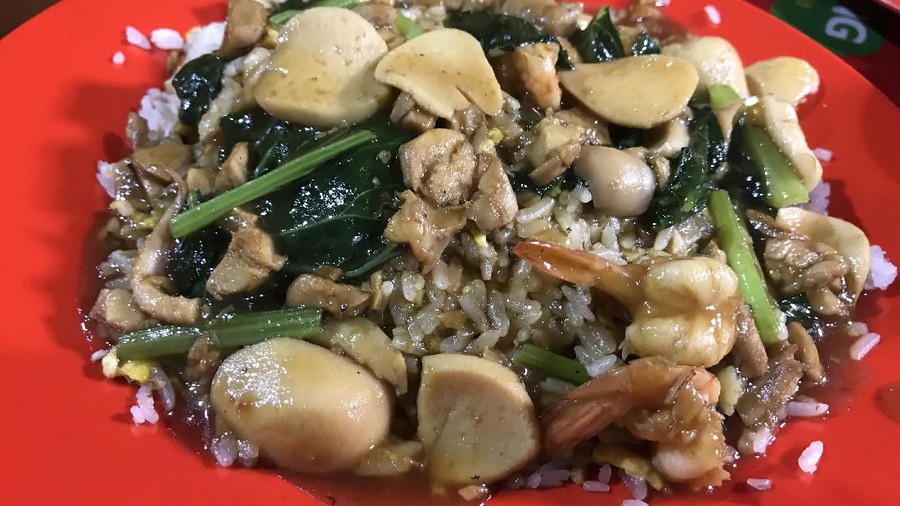 Nikmatnya Nasi Siram Kuah Kental yang Bikin Ngiler