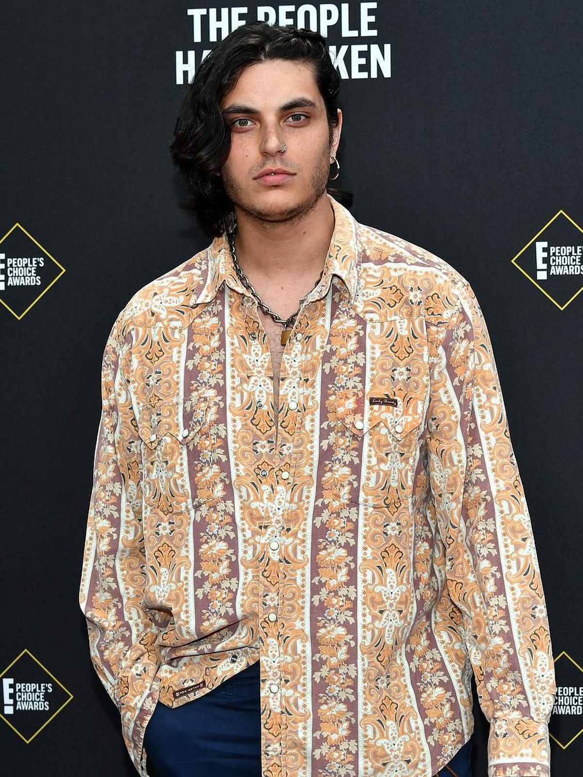 Deretan busana terburuk di red carpet People's Choice Awards 2019&comma; yang digelar di Barker Hanger&comma; Santa Monica&comma; California pada Senin &lpar;11&sol;11&rpar;&period;