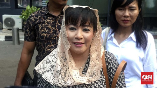 Politikus PDIP Dewi Tanjung menyebut rencana Novel Baswedan melaporkan balik dirinya sebagai konsekuensi yang harus ia terima.