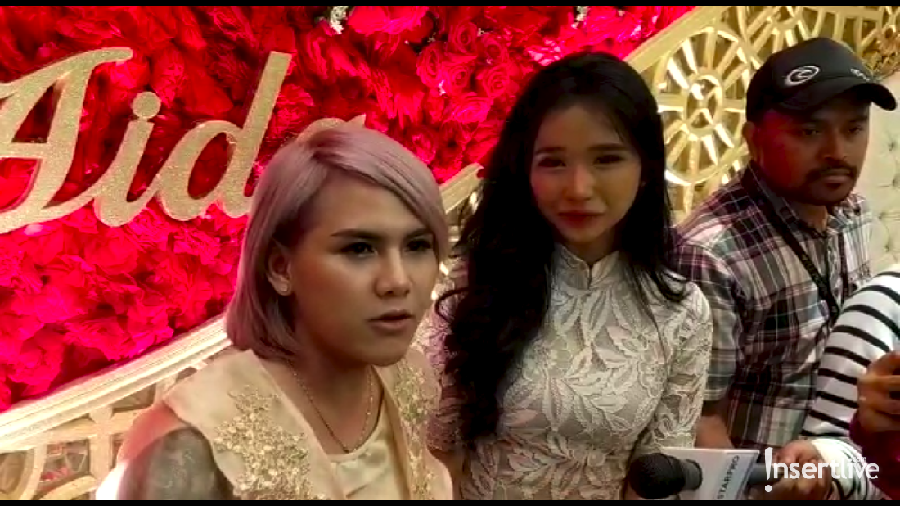 Jadi Bridesmaid, Evelyn Anjani Ungkap Delon Sering Dimanjain Aida Evelyn Anjani cerita soal sosok Aida Noplie Chandra yang kerap memanjakan Delon Thamrin.