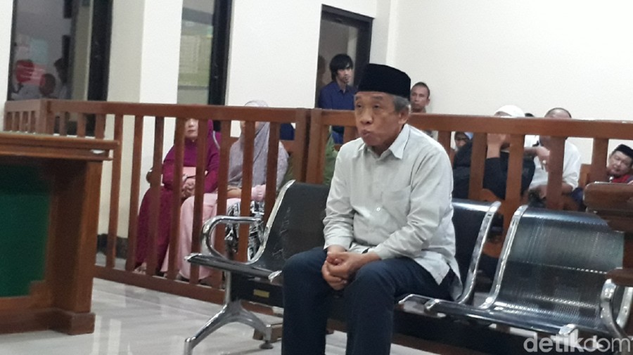 Terbukti Palsukan Surat Kelulusan, Nurul Qomar Divonis 17 Bulan