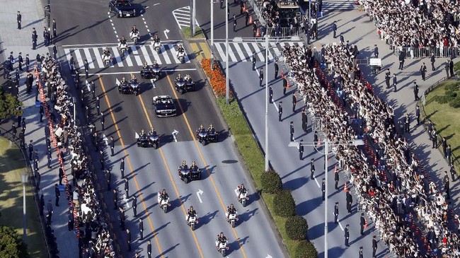 FOTO: Parade Kendaraan Penobatan Kaisar Jepang