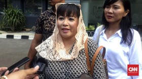 Dicaci Saat Demo, Dewi Tanjung Polisikan Pendukung Anies