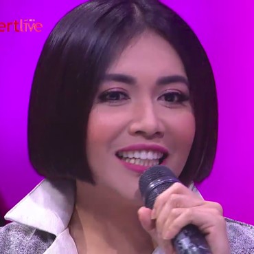 Alasan Denada Tak Pernah Bagikan Momen dengan Shakira