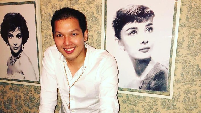 Gantengnya Raymond Gunawan, Adik Sandra Dewi yang Jarang Terekspos Ini dia enam potret ganteng Raymond Gunawan, adik bungsu Sandra Dewi yang jarang terekspos